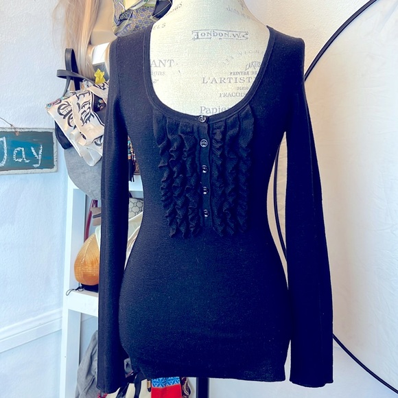 Burberry London Black deep Neck merino Wool Pullover Sweater ruffle vintage S - Picture 1 of 11